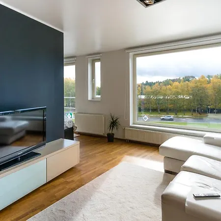Lejlighed Modernne 2-toaline Korter Otse Mere Aares!